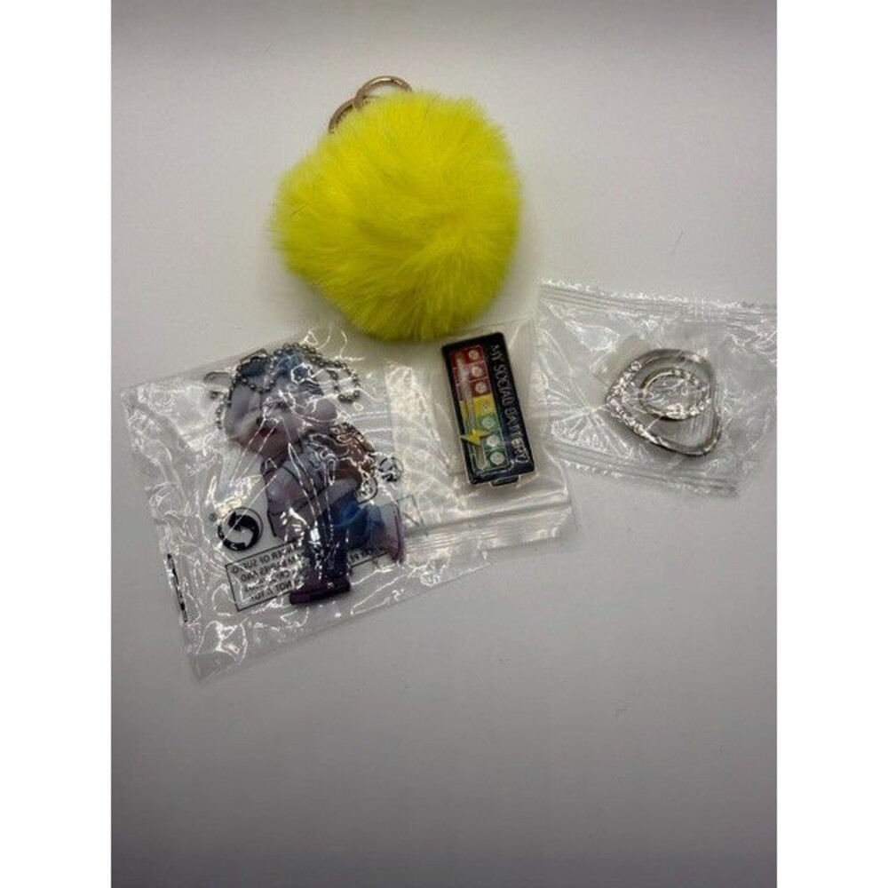 Keychain Lot of 3 – Yellow Faux Fur Pom Pom + 2 Assorted Keychains New in Bag